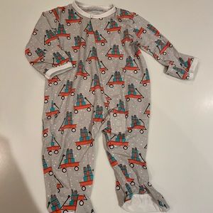 Magnetic me holiday wagon footie